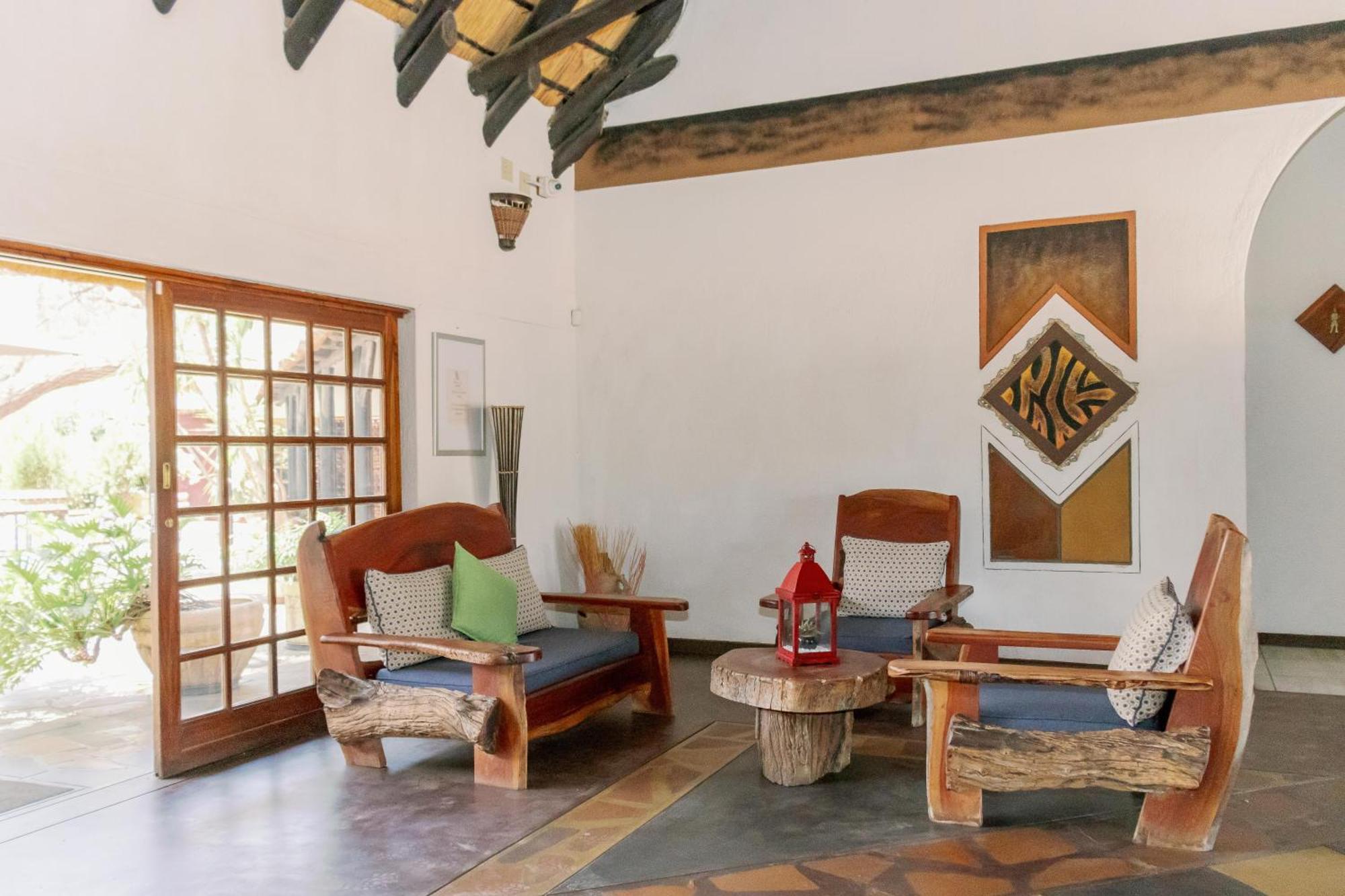 Okahandja Country Hotel 外观 照片
